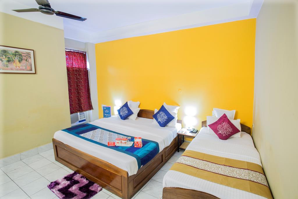 Breeze Hotel Сіліґурі Екстер'єр фото